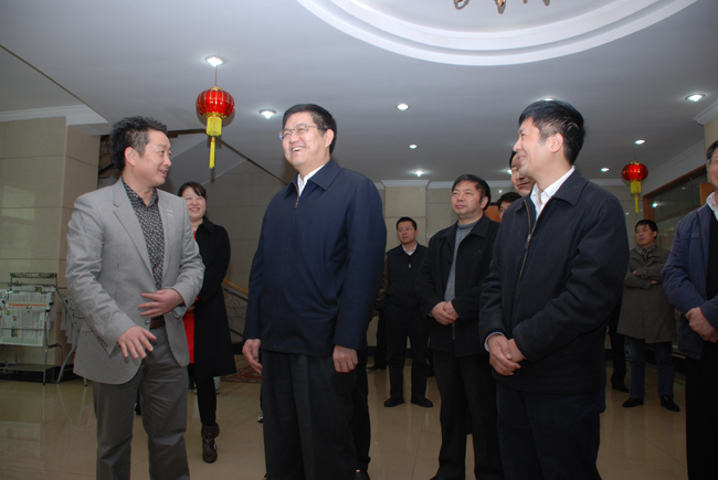 孫剛副省長(zhǎng)走訪慰問(wèn)仁和集團(tuán)