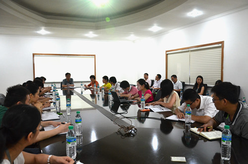 仁和干校舉行第十二期培訓(xùn)班學(xué)員座談會