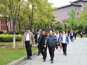 廣西崇左市政府領(lǐng)導(dǎo)蒞臨仁和集團考察