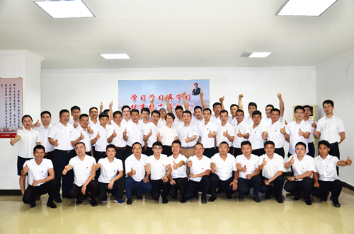 仁和干校十六期營(yíng)銷(xiāo)精英培訓(xùn)班開(kāi)班 (1)_副本.jpg